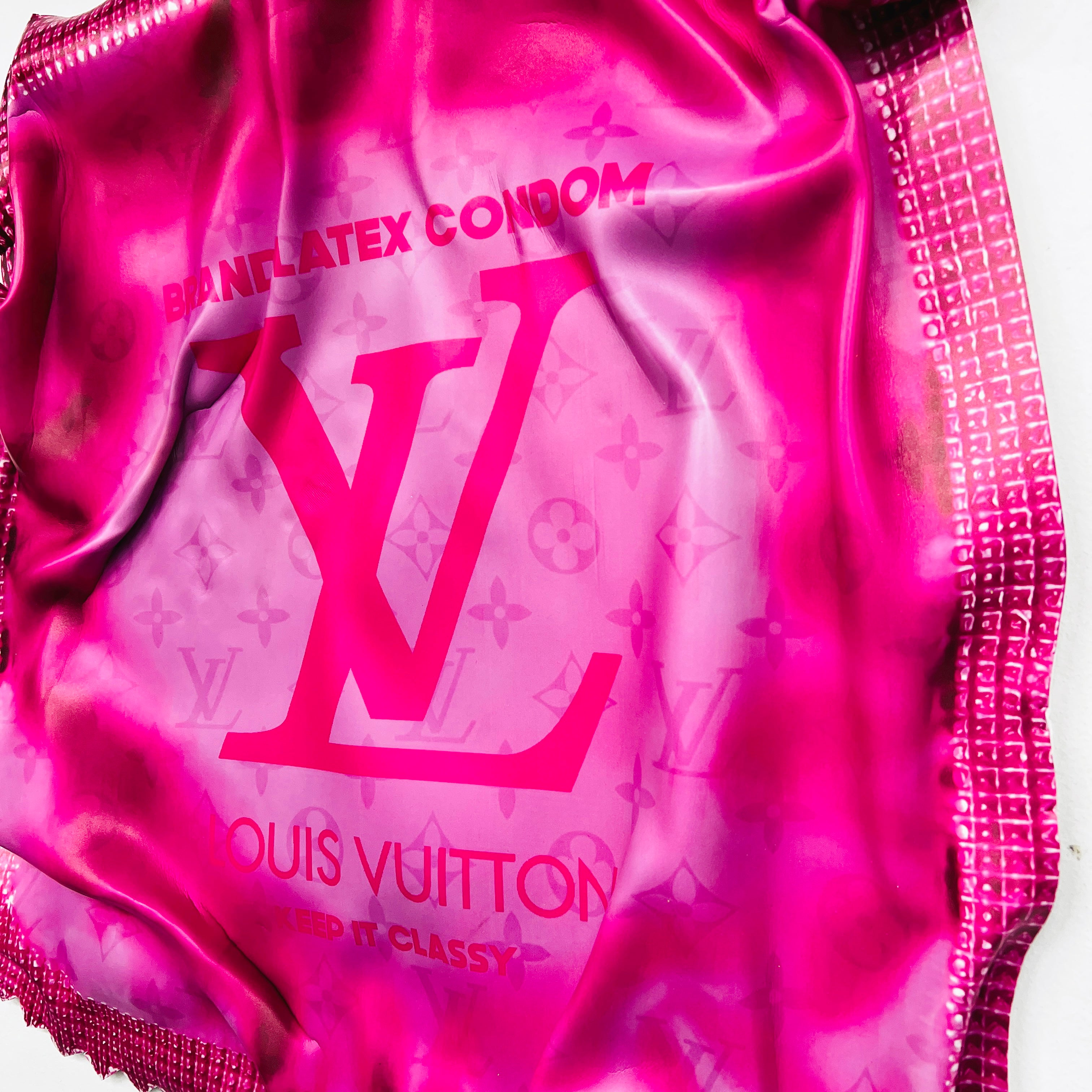 Tableau froissé - Condom Louis Vuitton - Oeuvre D'Art