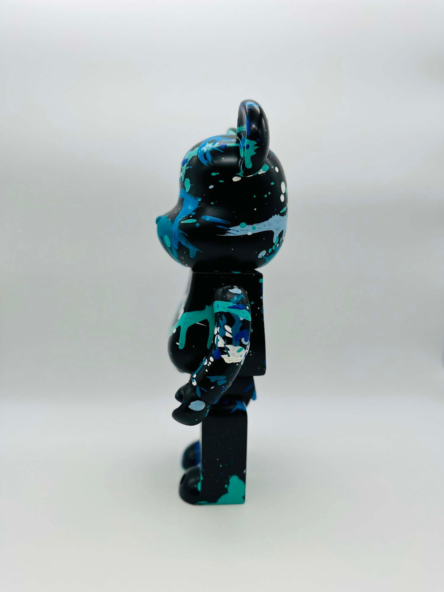 "La Pointe" Sculpture Contemporaine Bear - Street Art Bleu et Noir 1/1 - Fabulartz.fr