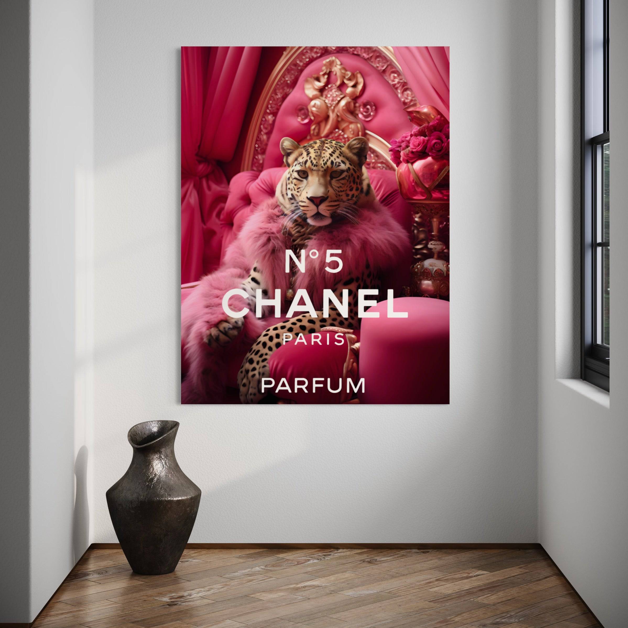Power and Elegance - Tableau Luxe Chanel Leopard - Fabulartz.fr 
